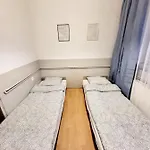 Tanie Spanie Wilda - Zameldowanie Bezobslugowe - Hostel *