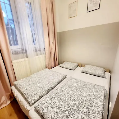 Vandrerhjem Tanie Spanie Wilda - Zameldowanie Bezobslugowe - Poznań