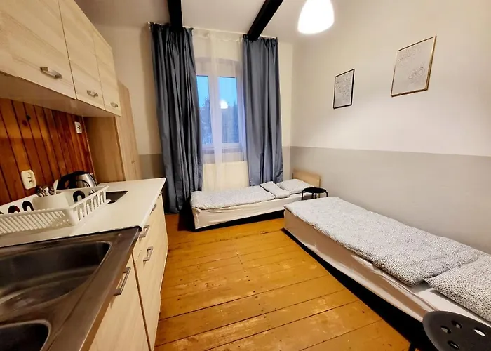 Tanie Spanie Wilda - Zameldowanie Bezobslugowe - אכסניה *